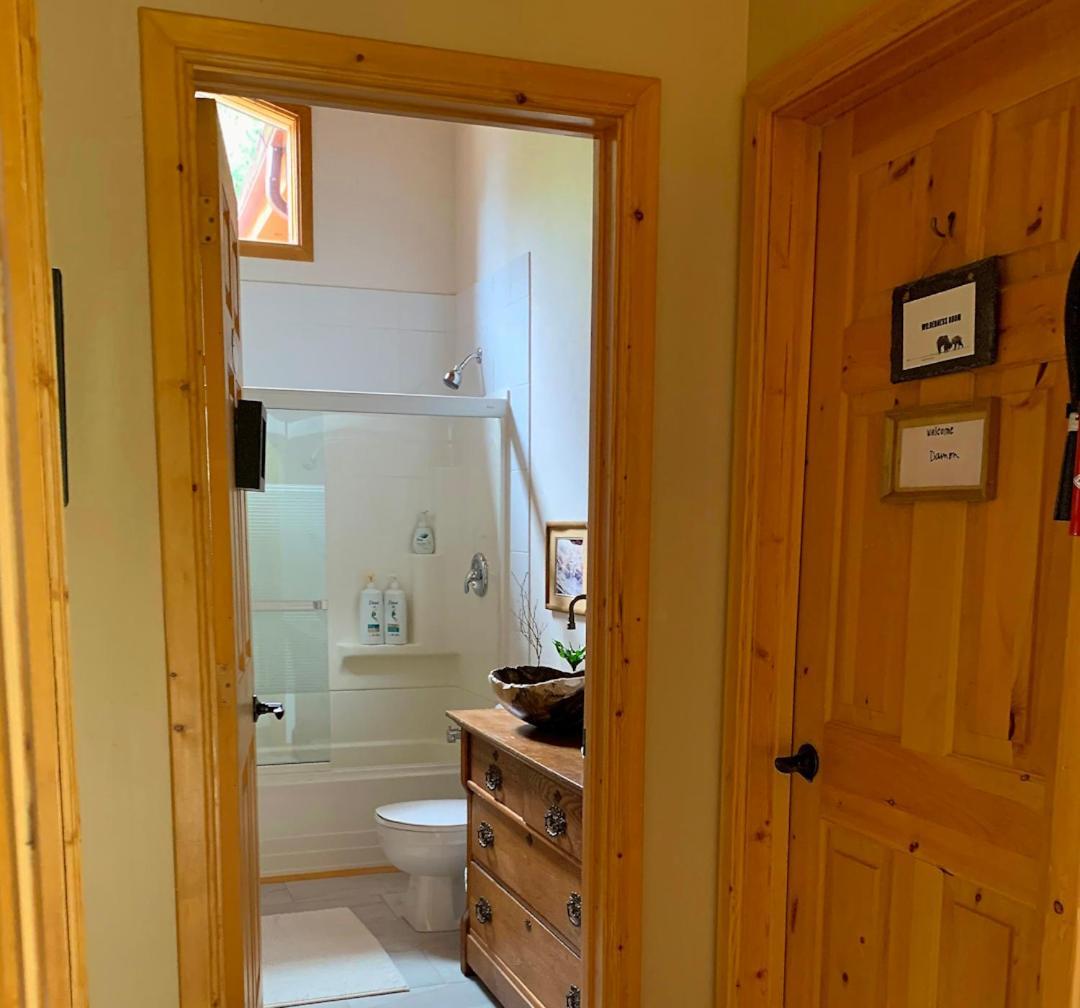 Ambleside Lodge Bed & Breakfast Canmore Luaran gambar